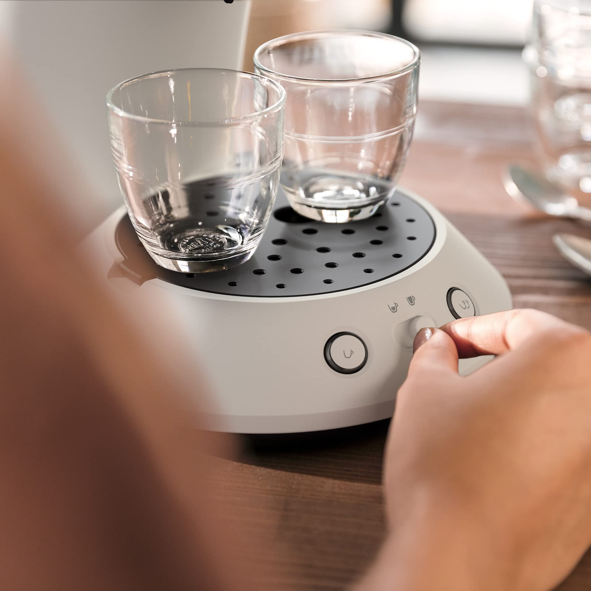 Machine à café à dosettes Norivo CSA210/10 – Intensité réglable, Blanc